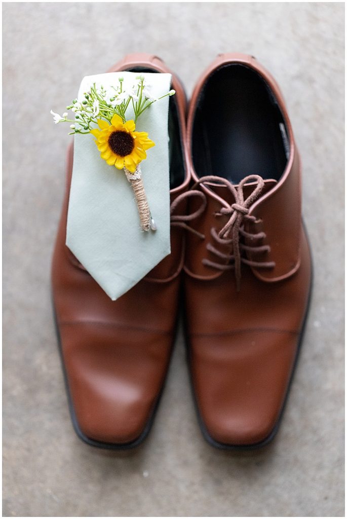 sunflower and sage wedding detail