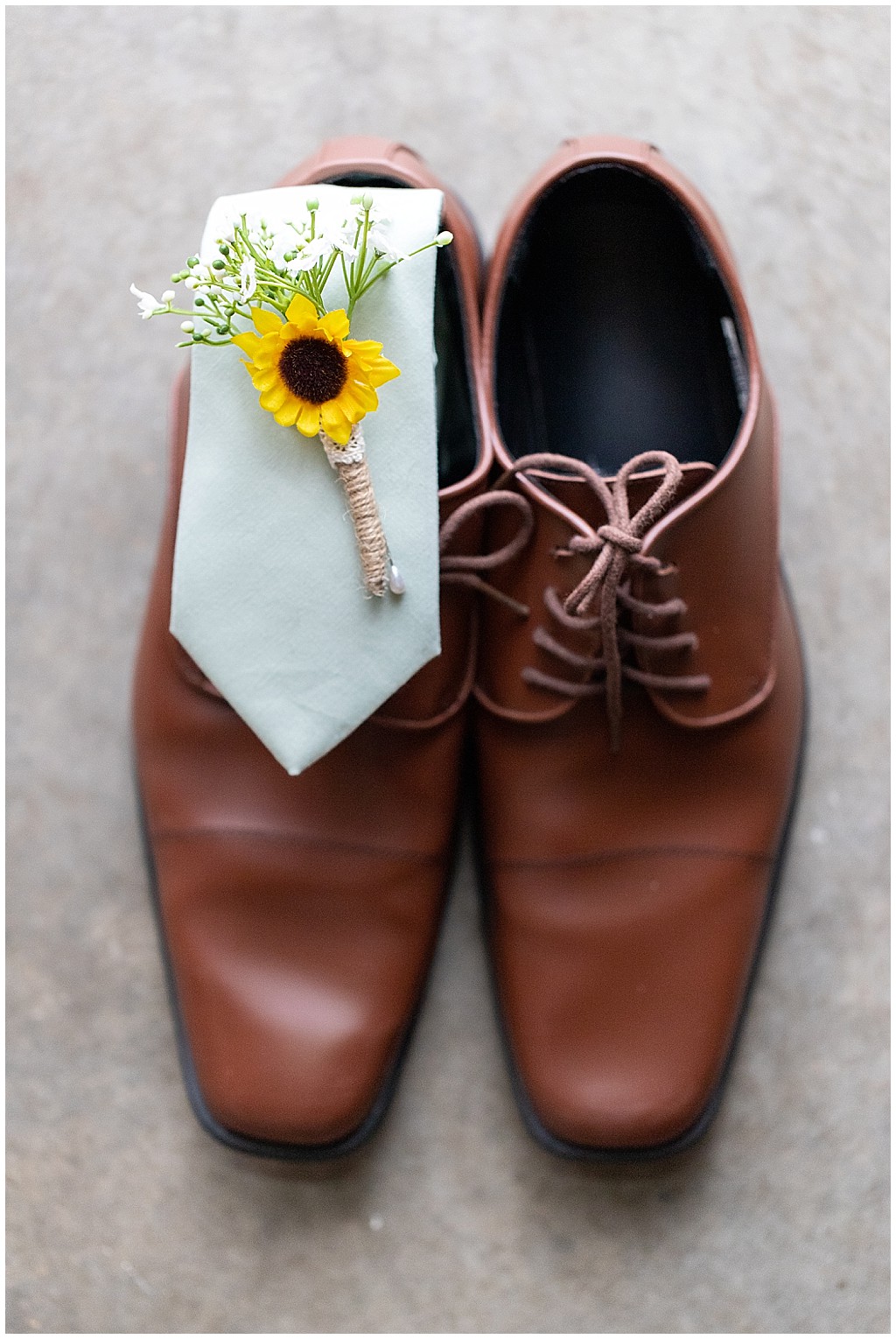 sunflower and sage wedding detail