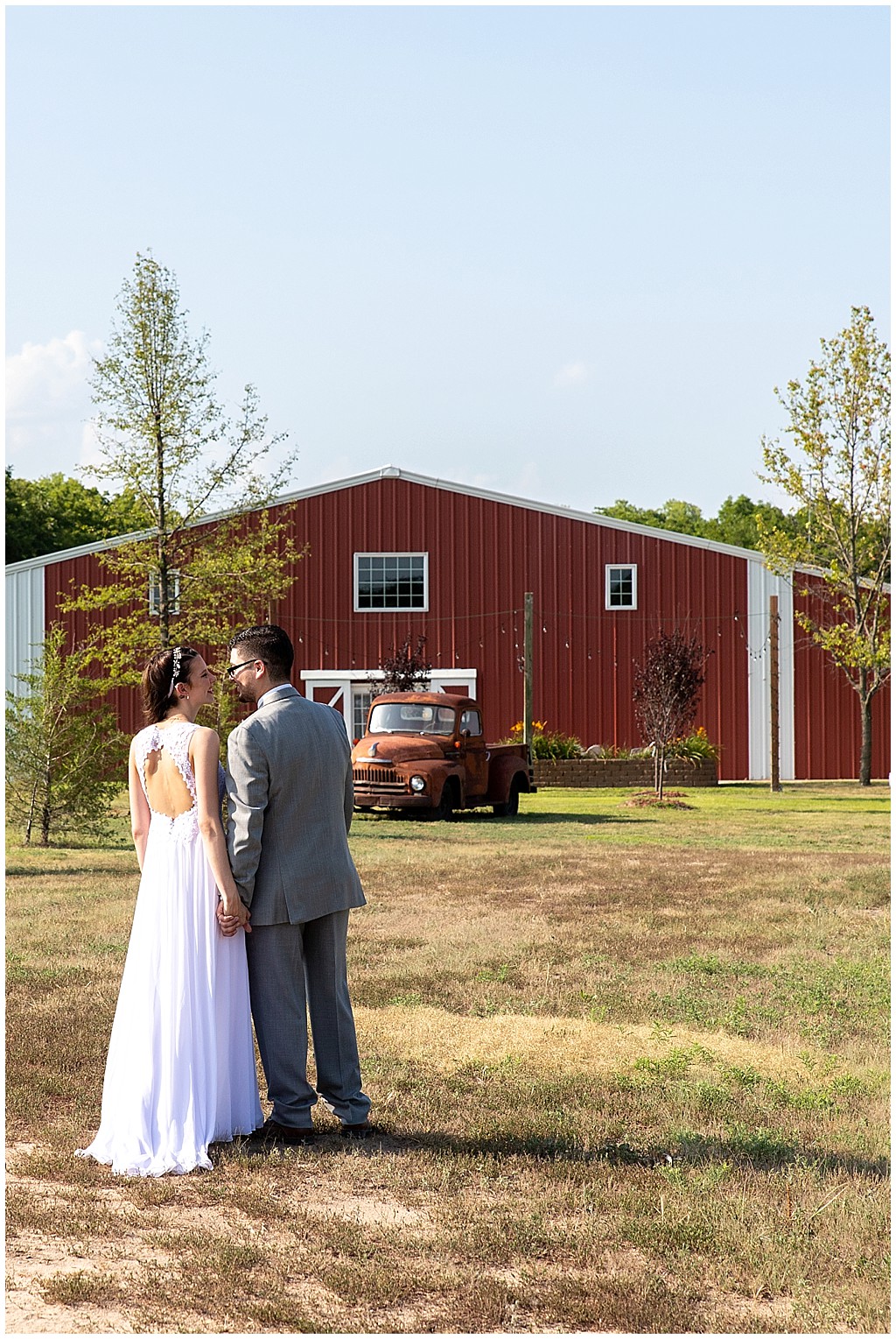 Bride and groom summer wedding at Lakeside Wedding Venue and Event Center