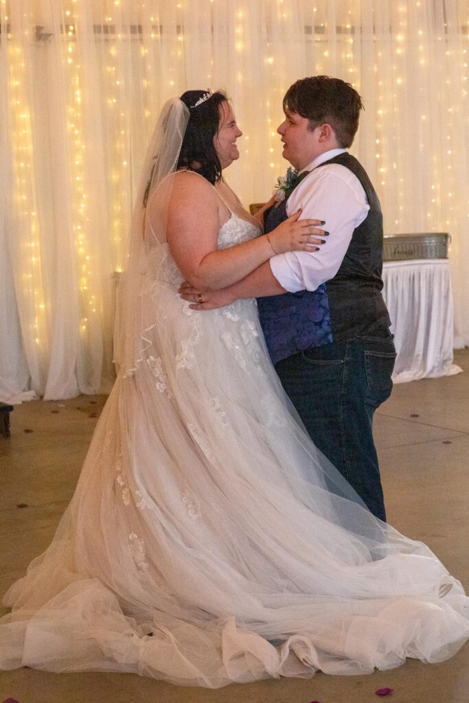 bride and groom first dance